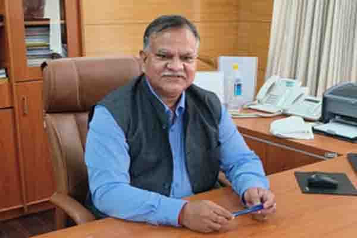 उत्तर प्रदेश का माहौल खराब करने वालों से सख्ती से निपटेगी योगी सरकार